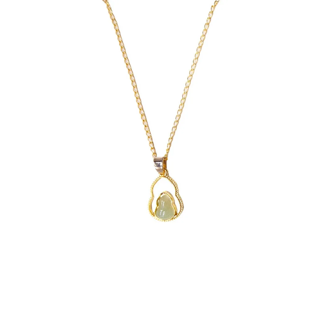 Collar dorado colgante maní