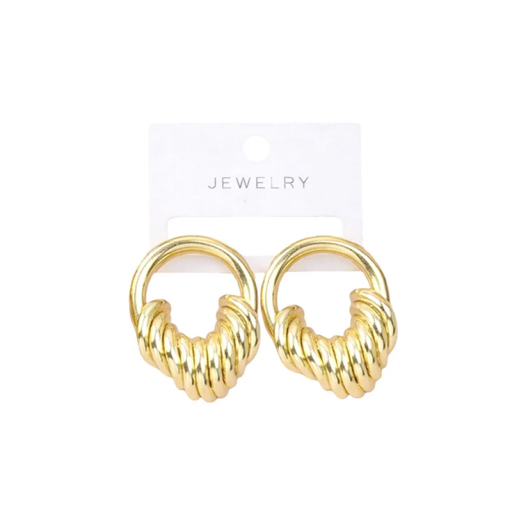 Aretes dorados